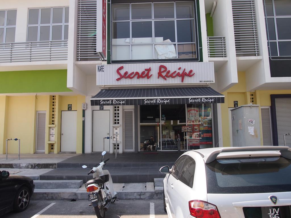 Sri Enstek Hotel Klia, Klia 2 & F1 Szepang Kültér fotó