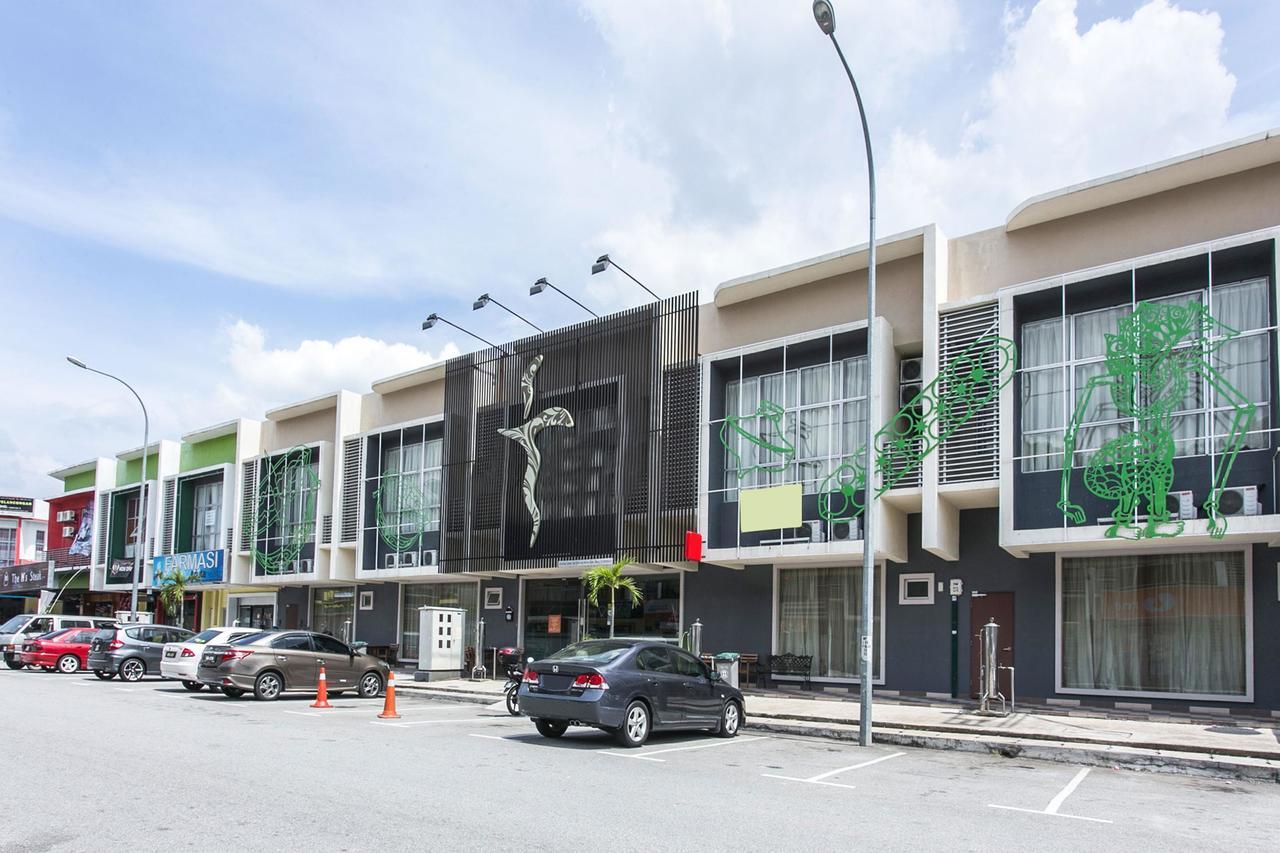 Sri Enstek Hotel Klia, Klia 2 & F1 Szepang Kültér fotó