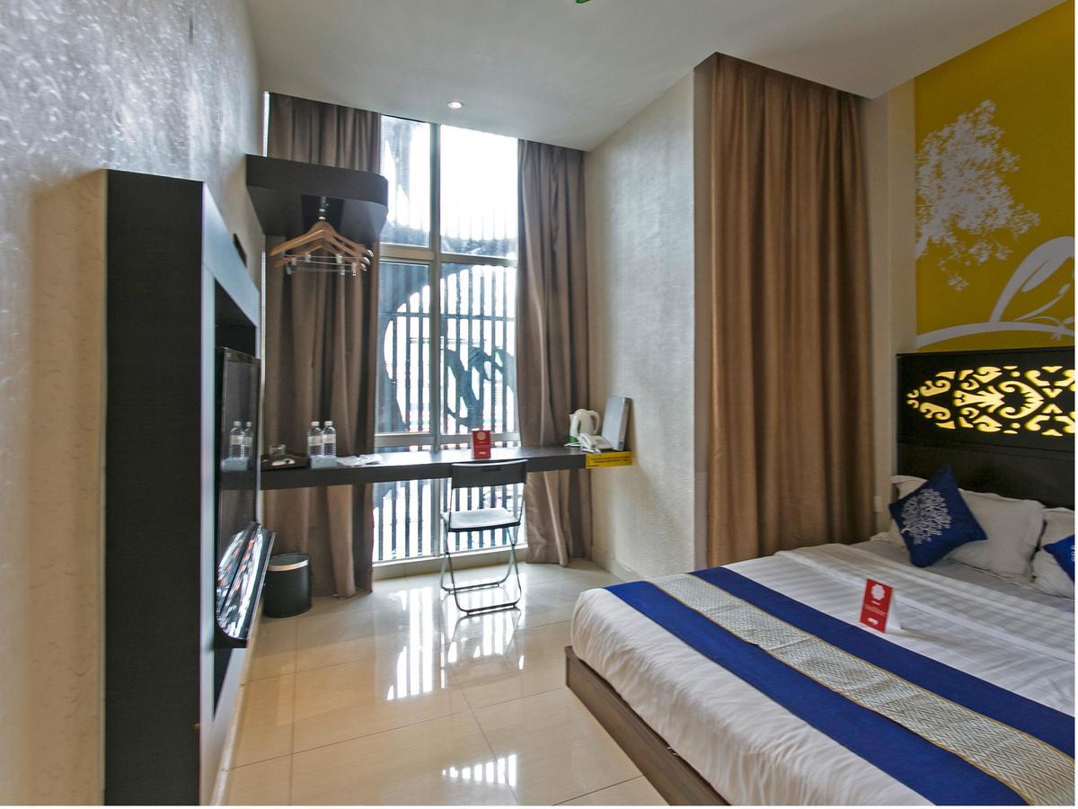Sri Enstek Hotel Klia, Klia 2 & F1 Szepang Kültér fotó